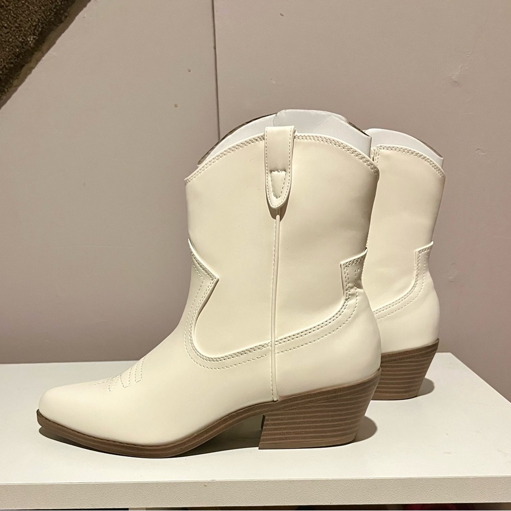 Memory Foam Cowboy Boots Size 9